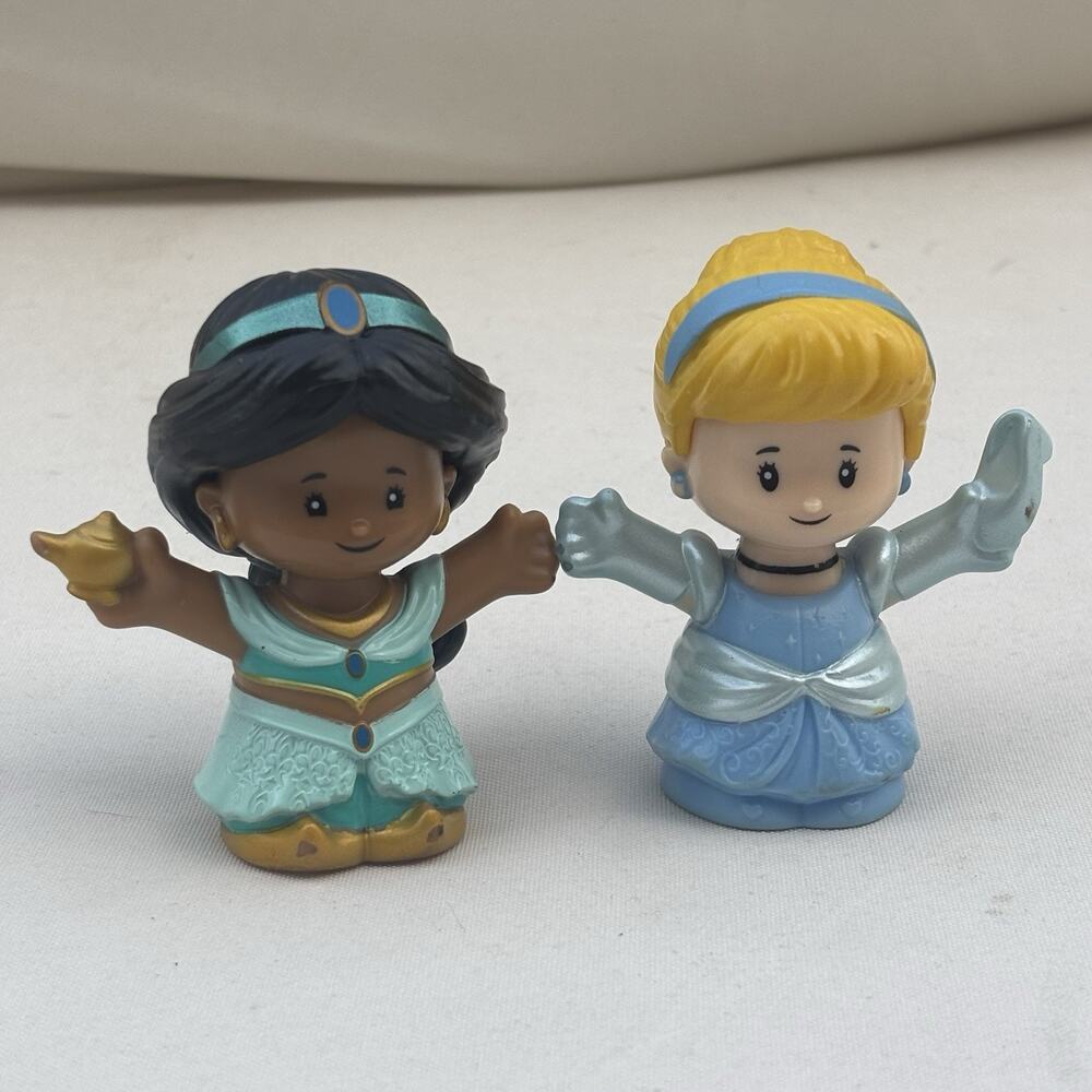 Fisher Price Little People Disney Princess Jasmine & Cinderella